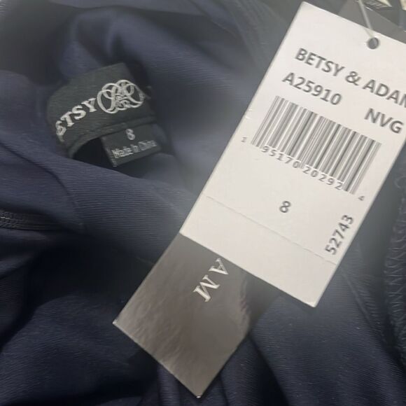 Betsy & Adam A25910 Beaded Floral Embroidered Gown in Navy/Gold size 8 - Picture 9 of 9